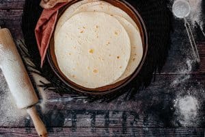 can cockatiels eat tortillas